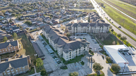 West-Oak-Village 01